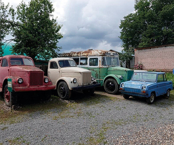 The Old Garage Excursion-Exhibition Project Retro-Technology Museum