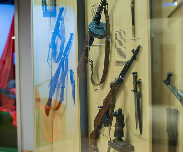 The non-profit cultural organization “V.A.Zakharov Museum of the History of Cold Weapons”