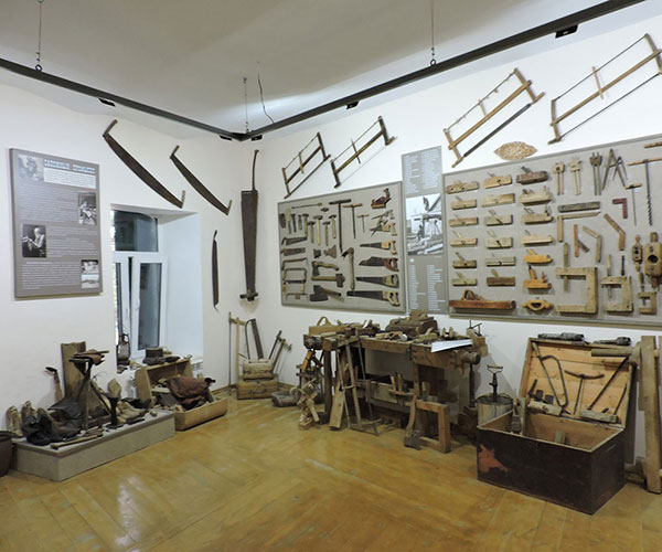 The Provider and the Handyman Crafts Museum